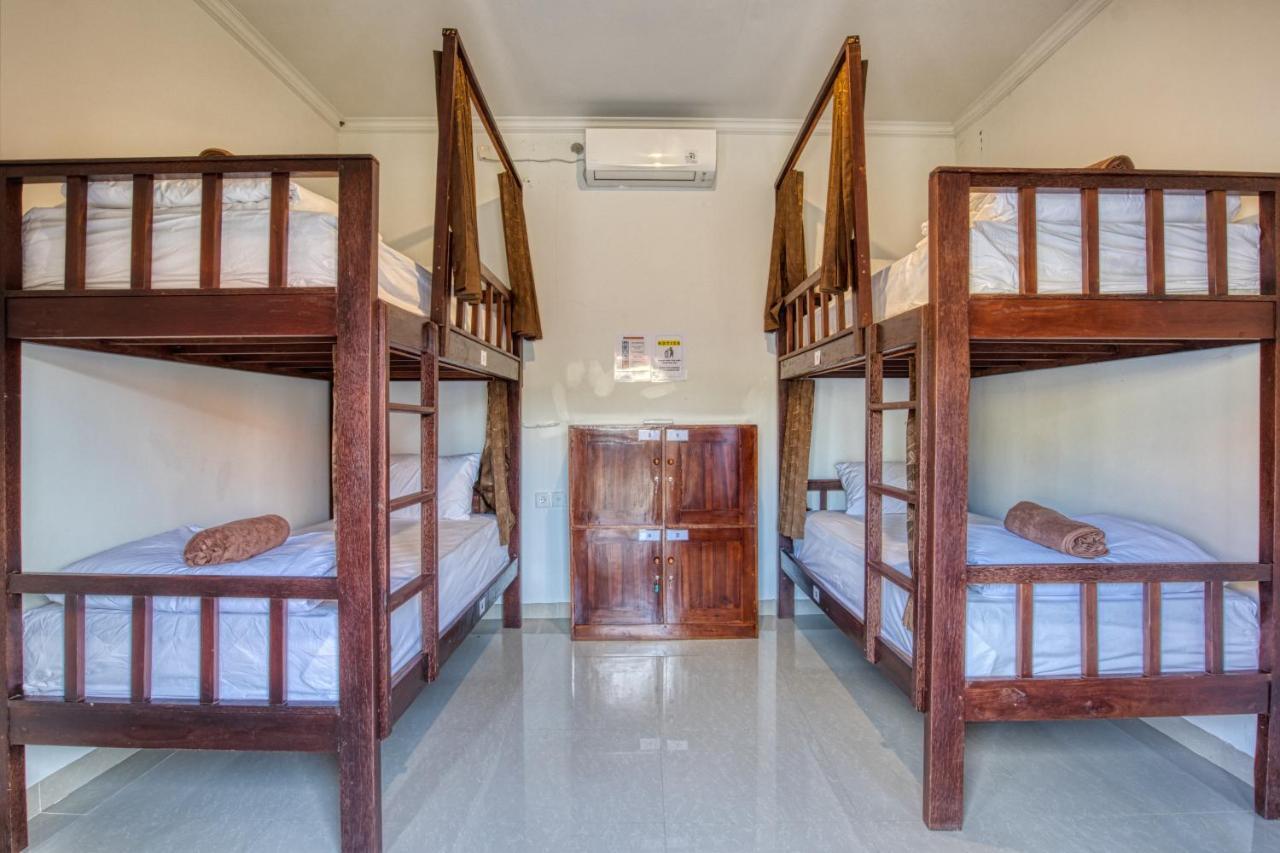 L Degus Hostel Toyapakeh Kültér fotó