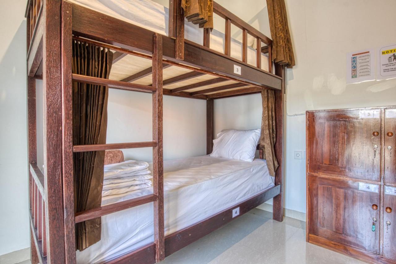 L Degus Hostel Toyapakeh Kültér fotó